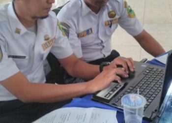 Pegawai Dishub Mengikuti Pelatihan Pengelolaan Website SKPD